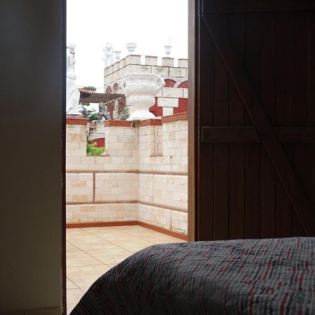 Pousada Al Castello Di Giulietta E Romeo Pirenópolis Екстериор снимка