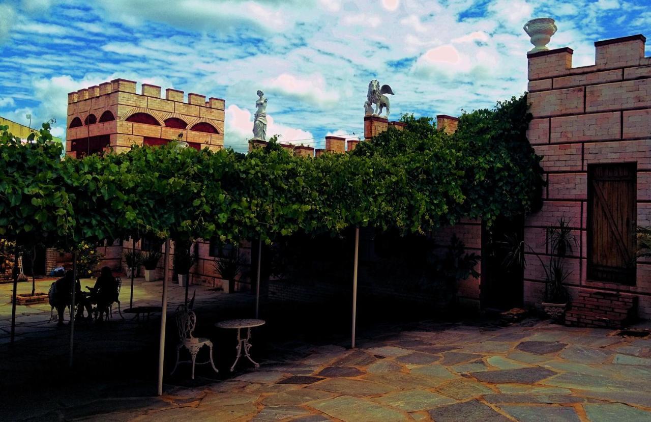 Pousada Al Castello Di Giulietta E Romeo Pirenópolis Екстериор снимка